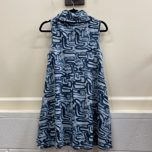 Aryeh women’s size Medium loose neck sleeveless print tunic top - Picture 5 of 5